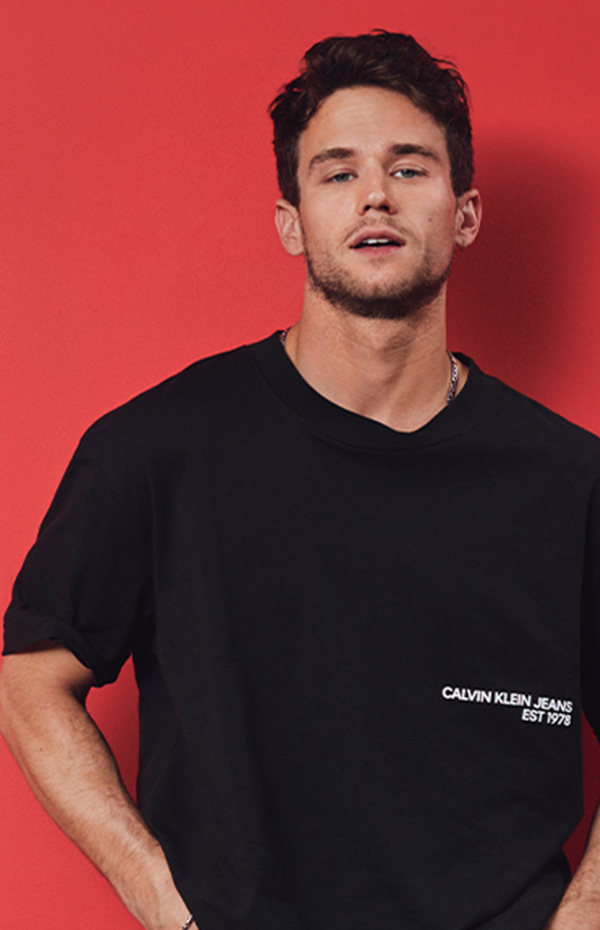 Ginwen's founder Anna founded the company in 2009. From a team of over a dozen people to now over 300 people.