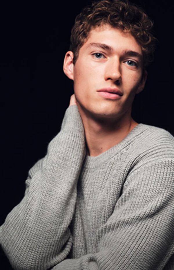 Ginwen's founder Anna founded the company in 2009. From a team of over a dozen people to now over 300 people.